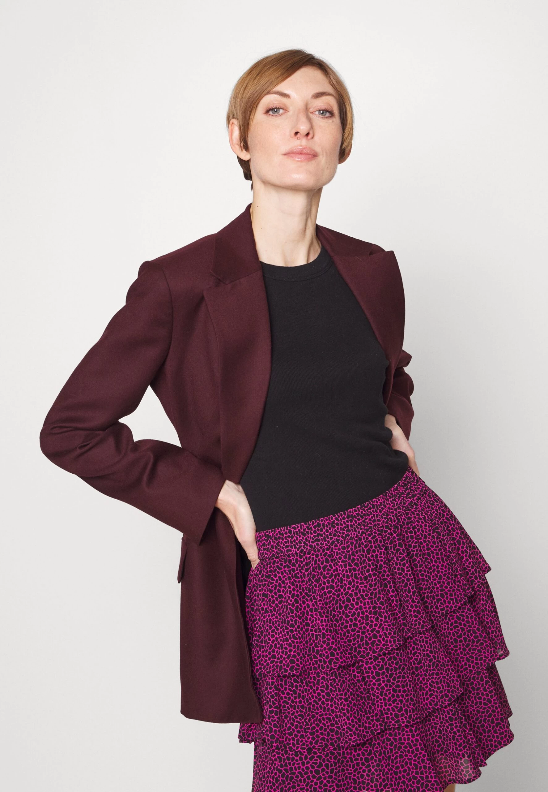 MICHAEL Michael Kors Micro Giraffe Skirt - Mini Skirt - Black 6 MICHAEL Michael Kors Micro Giraffe Skirt - Mini Skirt - Black - Image 4