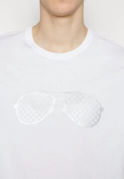 Michael Kors Checker Aviator - Print T-Shirt - White 13 Michael Kors Checker Aviator - Print T-Shirt - White -Fashion Clothing-Michael Kors 170905339a28497da1f037f280e7982a