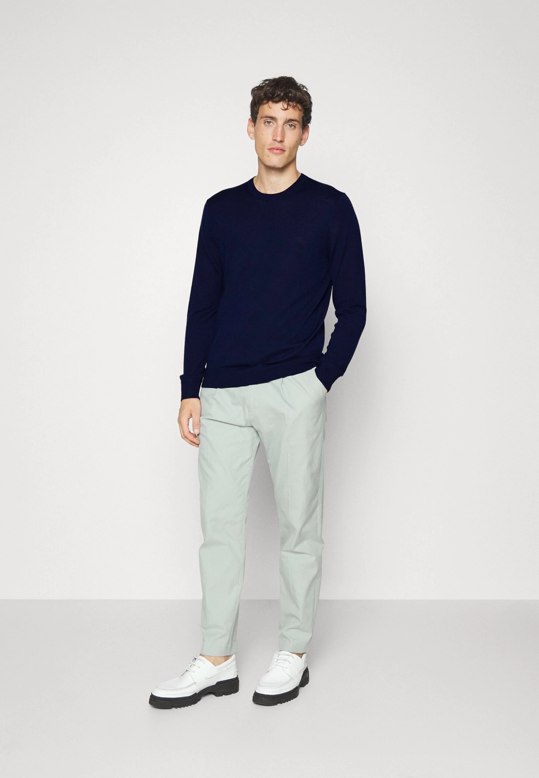 Michael Kors Core Crewneck - Jumper - Midnight 4 Michael Kors Core Crewneck - Jumper - Midnight - Image 2