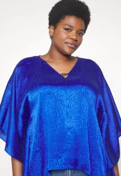 MICHAEL Michael Kors Hank Logo Top - Blouse -Fashion Clothing-Michael Kors 1e664881085a44eaa7af853a8b89a058