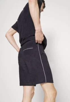 Michael Kors Piped - Shorts - Midnight 11 Michael Kors Piped - Shorts - Midnight -Fashion Clothing-Michael Kors 21c4def182b446b392535d8376693685