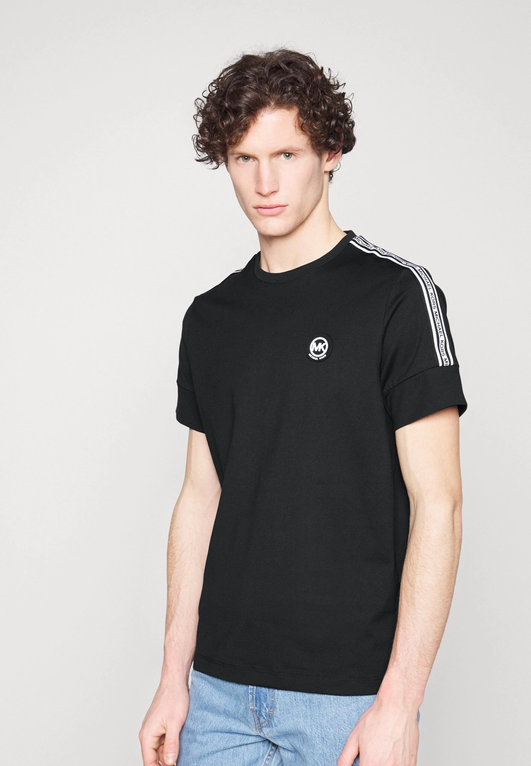 Michael Kors New Evergreen Logo Tee - Print T-Shirt - Black 3 Michael Kors New Evergreen Logo Tee - Print T-Shirt - Black