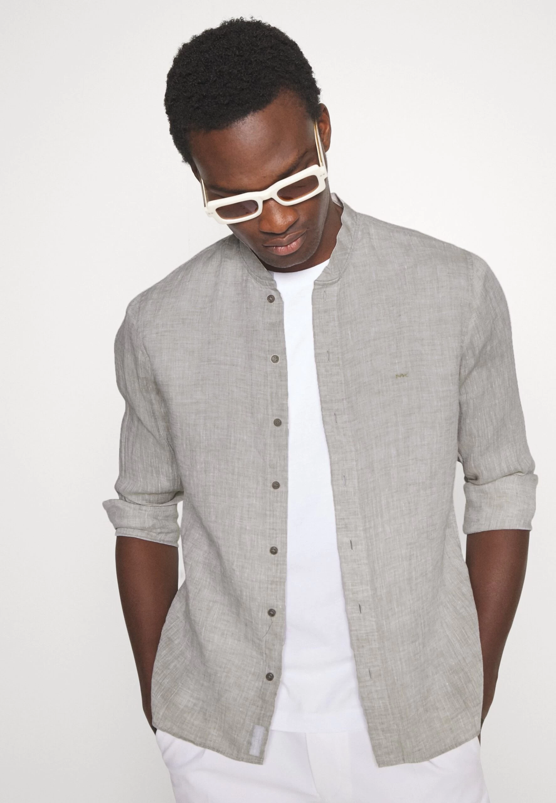 Michael Kors Popover Slim Shirt - Shirt - Taupe 6 Michael Kors Popover Slim Shirt - Shirt - Taupe - Image 4