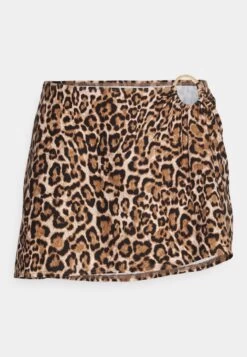 MICHAEL Michael Kors Wildcat - Beach Accessory -Fashion Clothing-Michael Kors 30857a0b3bca4688911a7c2d7cb193b2