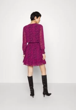 MICHAEL Michael Kors Julia Dress - Day Dress -Fashion Clothing-Michael Kors 3b0da22b4bbd461eb30c90db6581412c