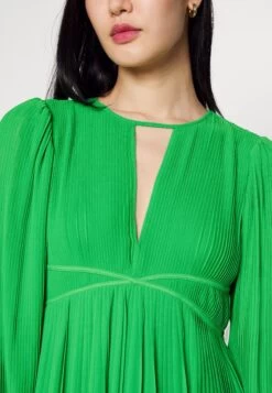 MICHAEL Michael Kors Pleated - Cocktail Dress / Party Dress - Spring Green 15 MICHAEL Michael Kors Pleated - Cocktail Dress / Party Dress - Spring Green -Fashion Clothing-Michael Kors 4a2e0ef529754259a9b08aea25ebd0cc