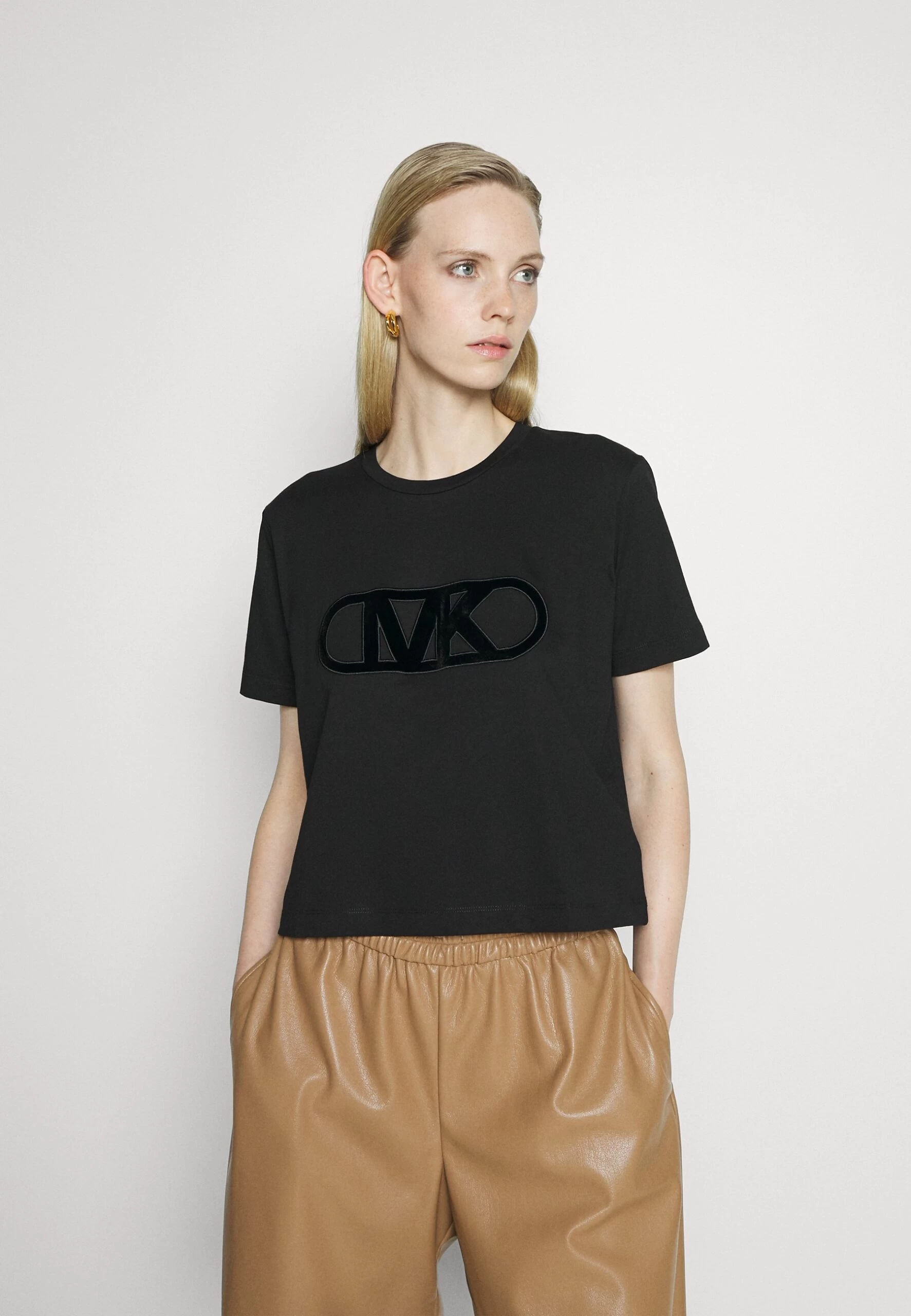 MICHAEL Michael Kors Empire Charm- Print T-Shirt - Black