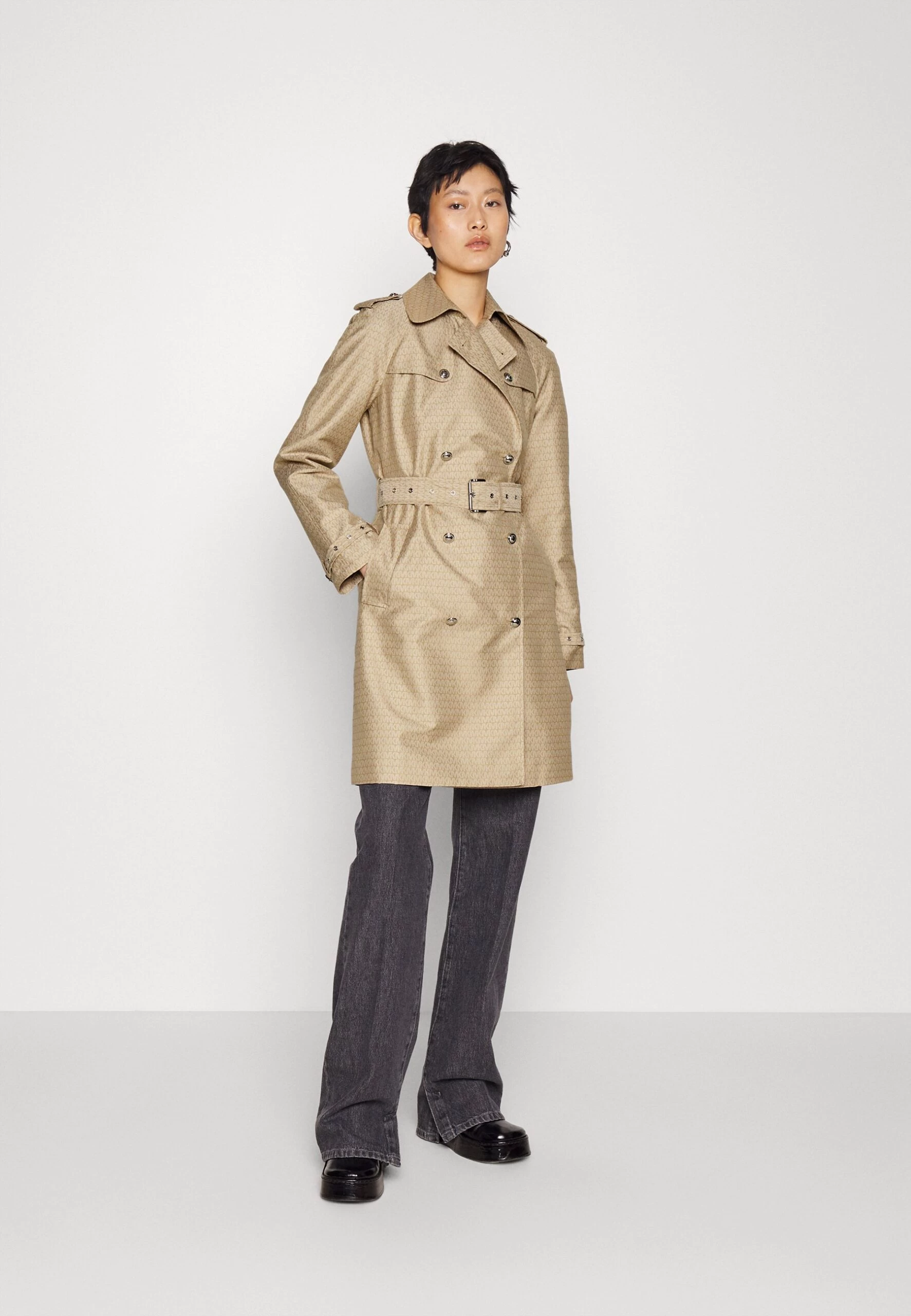 MICHAEL Michael Kors Logo Eco - Trenchcoat 4 MICHAEL Michael Kors Logo Eco - Trenchcoat - Image 2