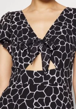 MICHAEL Michael Kors Nubian Giraffe Tie - Day Dress - Black/White 13 MICHAEL Michael Kors Nubian Giraffe Tie - Day Dress - Black/White -Fashion Clothing-Michael Kors 6ba2818cfb8b490198b6ee33fc6cec4a