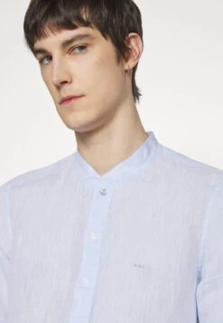 Michael Kors Popover Slim Shirt - Shirt - Light Blue -Fashion Clothing-Michael Kors 703c7e58f56e4d1182650a25cd0042b9