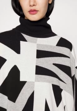 MICHAEL Michael Kors Illusion Check - Cape -Fashion Clothing-Michael Kors 76813d69a57241908510f8b363e1c1a8