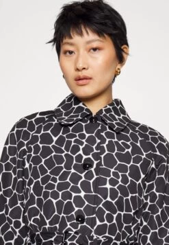 MICHAEL Michael Kors Giraffe Belted Trench - Trenchcoat 11 MICHAEL Michael Kors Giraffe Belted Trench - Trenchcoat -Fashion Clothing-Michael Kors 77598d7c203d43be94e738adb3195221