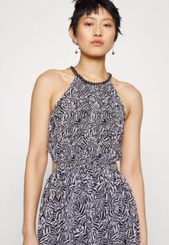 MICHAEL Michael Kors Pop Cutout- Day Dress - Black/White 11 MICHAEL Michael Kors Pop Cutout- Day Dress - Black/White -Fashion Clothing-Michael Kors 7c581f3fbe8b46d88bb7a2ef56ec91c6