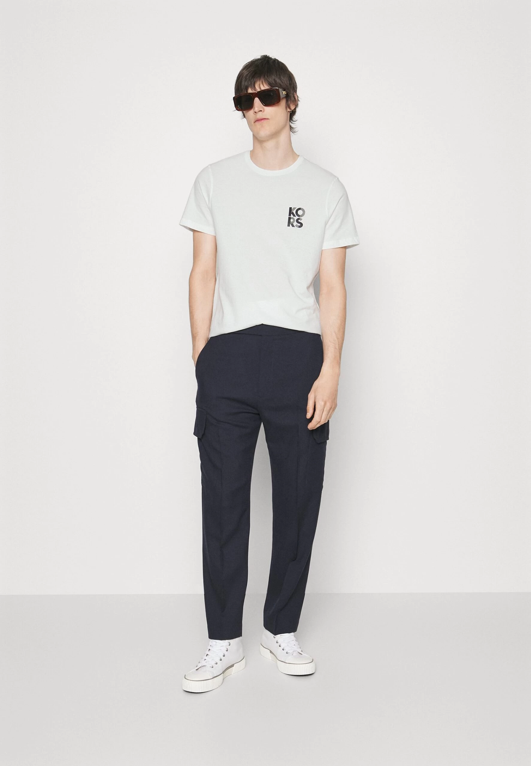 Michael Kors Transistor Tee - Print T-Shirt - White 4 Michael Kors Transistor Tee - Print T-Shirt - White - Image 2