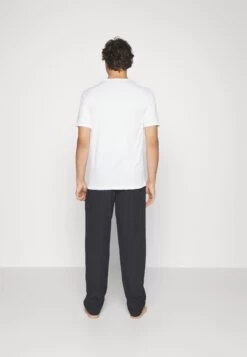 Michael Kors Fashion Crew 3 Pack - Pyjama Top - Black/Grey/Off-White -Fashion Clothing-Michael Kors a3968b6f156d490db4a497b232d4c5b1