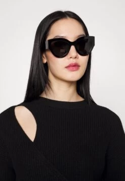 MICHAEL Michael Kors Key Hole Cutout - Jumper - Black -Fashion Clothing-Michael Kors b71d5173b1e745508a4645f81e140416