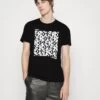 Michael Kors Kinetic Block Tee - Print T-Shirt - Black 2 Michael Kors Kinetic Block Tee - Print T-Shirt - Black -Fashion Clothing-Michael Kors c4407f1d18664376bc3b51ac6bf10b97