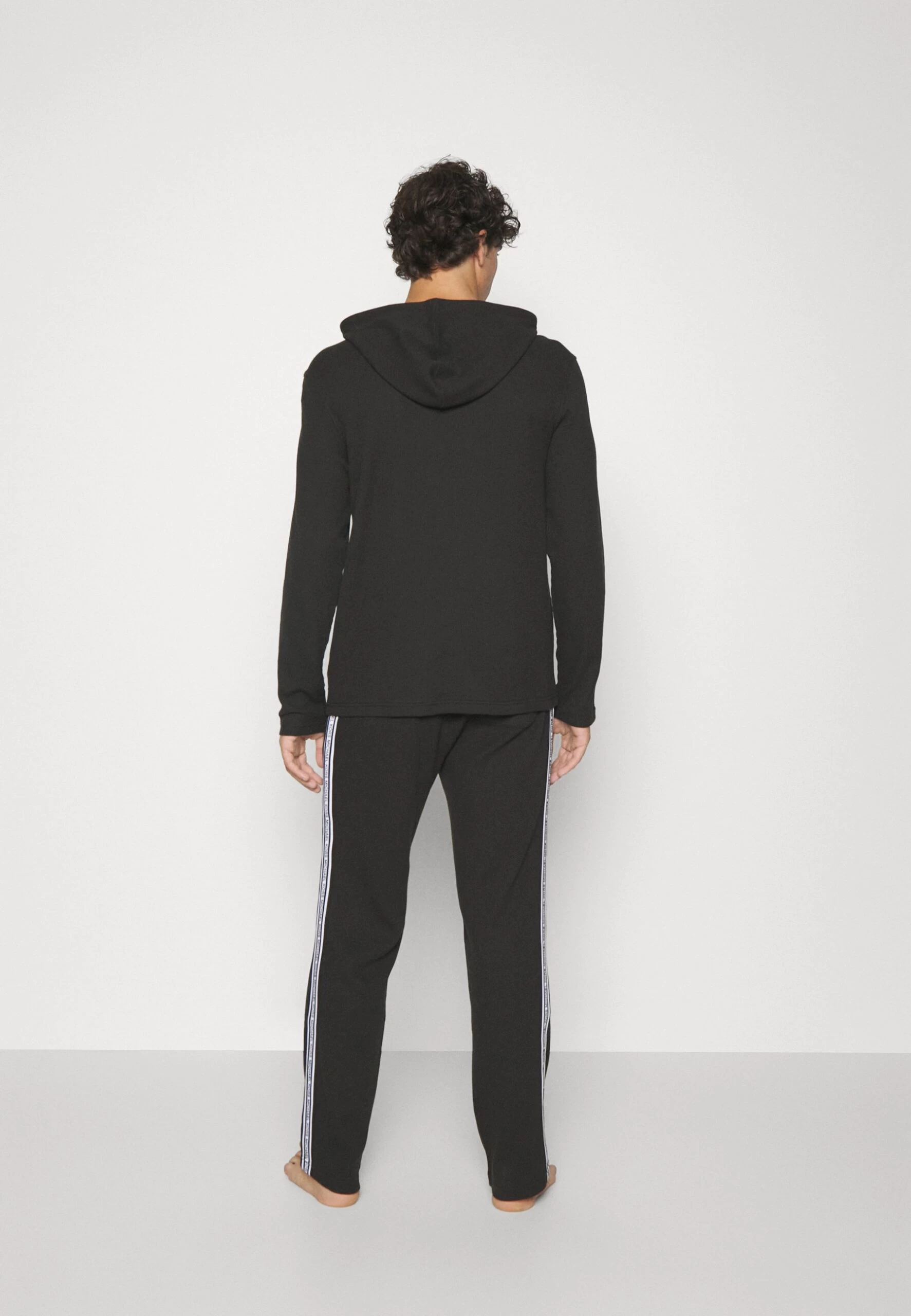 Michael Kors Stretch Waffle Hoody - Pyjama Top - Black 5 Michael Kors Stretch Waffle Hoody - Pyjama Top - Black - Image 3