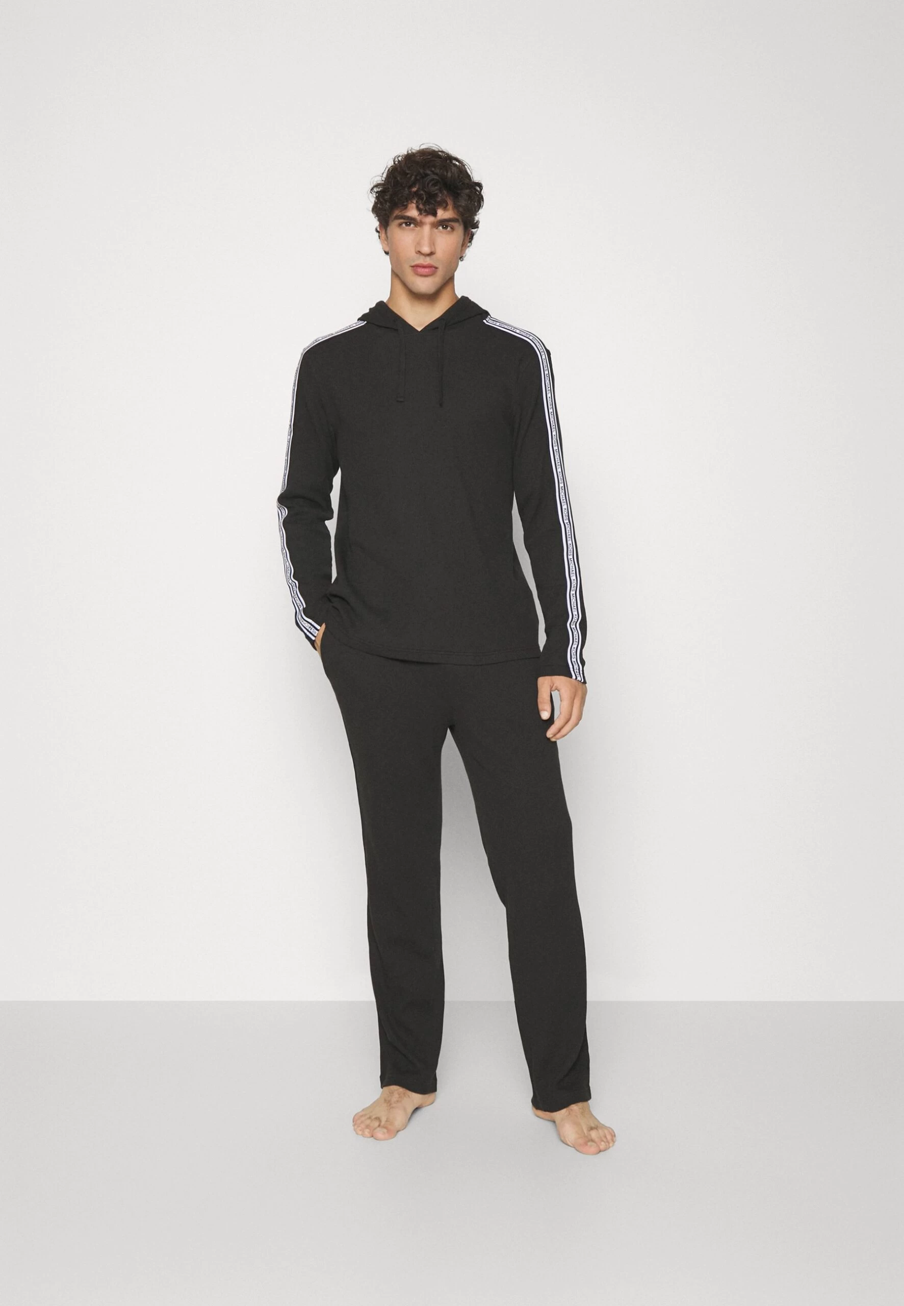 Michael Kors Stretch Waffle Hoody - Pyjama Top - Black 4 Michael Kors Stretch Waffle Hoody - Pyjama Top - Black - Image 2